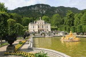 Linderhof Castle Tour 