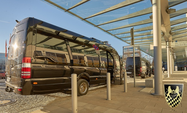 Kleinbusse mit viel Komfort und VIP-Liner mieten in München