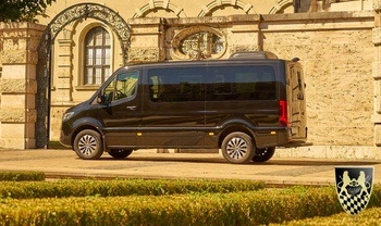 Van mit Chauffeur oder Kleinbus für Reisegruppe mieten