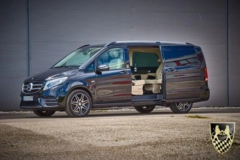 Mini Van oder Kleinbus für die Flughafen Abholung