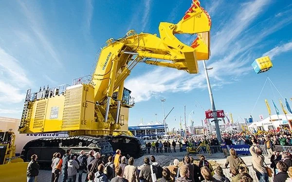 Bauma Weltleitmesse für Bergbaumaschienen und Baufahrzeuge