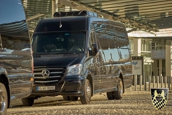 Fahrdienst und Shuttle Service mit Business Bussen für die Expo