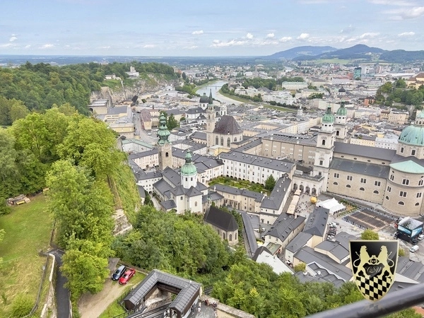 Eagles Nest and Salzburg Tour from Munich