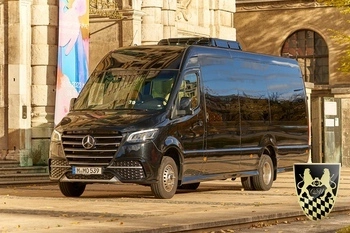 Exploring Munich with a private car service, showcasing iconic city sights.