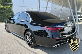 chauffeur service with executive drivers in munich 