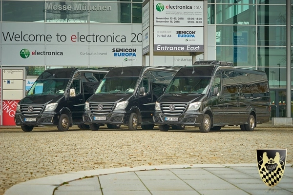 Luxury shuttle service options available at the exhibition center Munich.