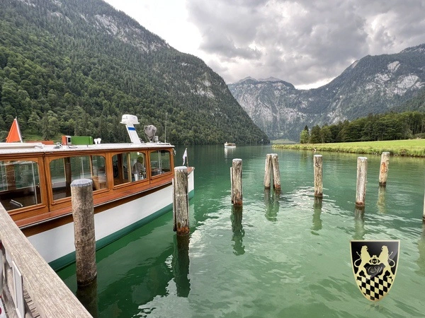 Berchtesgaden and eagle's nest tour with driver guide 