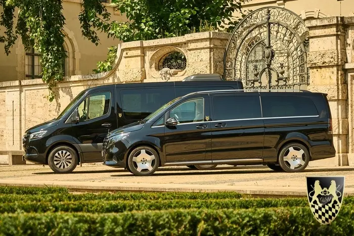 2 Mercedes luxury minivans for castle tours to Neuschwanstein and Linderhof Castles with a private driver