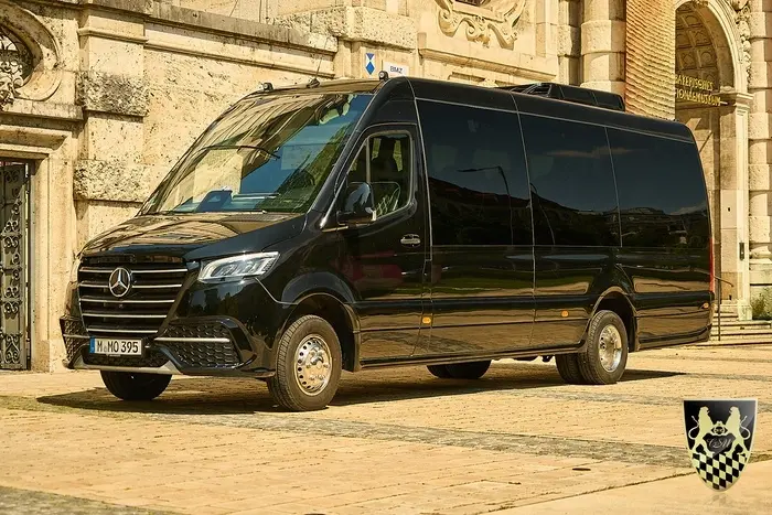Bus mieten München: Premium-Kleinbusse und Luxusbusse mit Fahrer 3 Kleinbusse mieten mit Fahrer in München