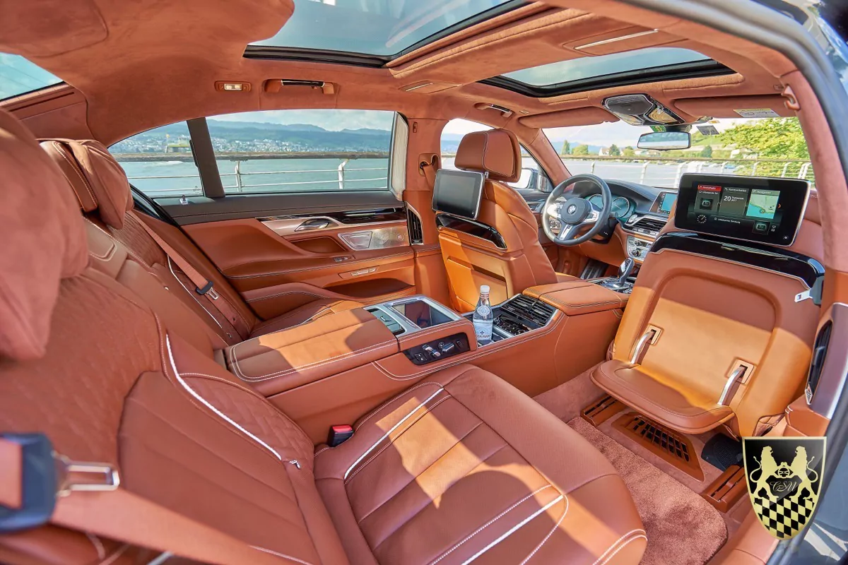 Limousine mieten mit Fahrer