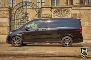 Kleinbus für 5 Personen