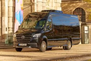 Mercedes Benz VIÜ Sprinter 12 Personen